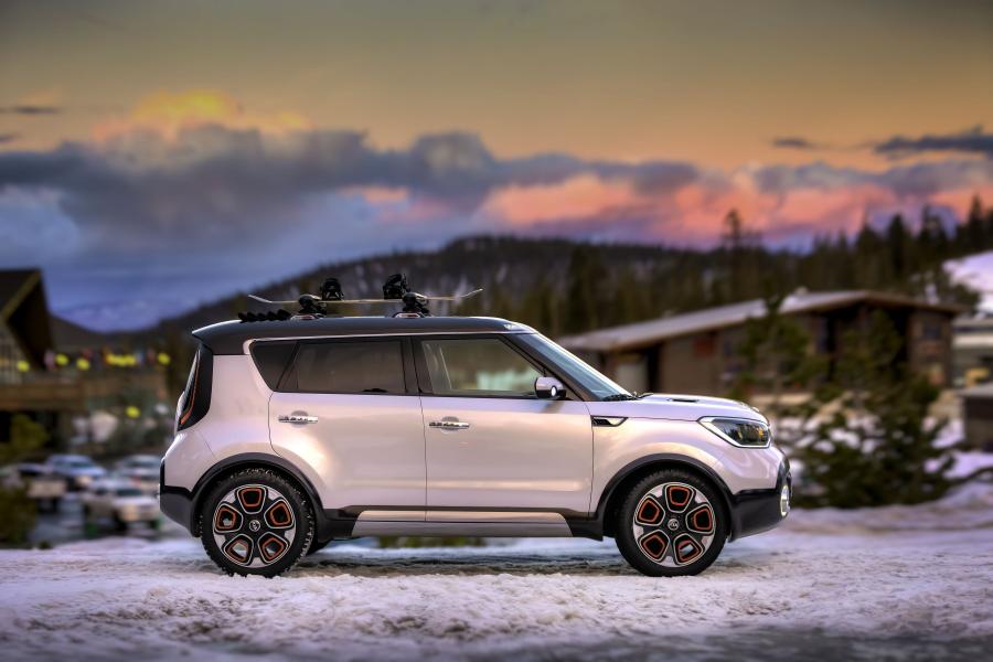  Kia Trailster e-AWD Concept 2015 года  (фото 10 из 25)